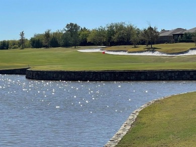 Welcome to this meticulously maintained home in the highly on Frisco Lakes Golf Course in Texas - for sale on GolfHomes.com, golf home, golf lot