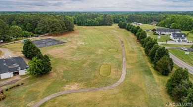 Are you looking for an offshore lot at Lake Gaston? Specifically on Tanglewood Shores Golf Club in Virginia - for sale on GolfHomes.com, golf home, golf lot