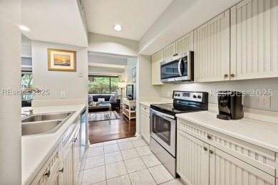 Turnkey Resort Living. Stylish 2BR/2BA + Loft End Unit Villa on Palmetto Dunes Golf Course and Resort in South Carolina - for sale on GolfHomes.com, golf home, golf lot
