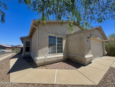 New year, new home! Step into this bright and welcoming home on Fred Enke Golf Course in Arizona - for sale on GolfHomes.com, golf home, golf lot