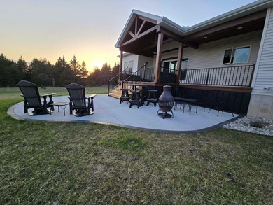 **Gorgeous Newer Build Overlooking Lakewood On The Green and on The Briar South At Lakewood in Michigan - for sale on GolfHomes.com, golf home, golf lot