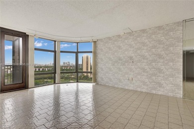 Unbeatable location in the heart of Aventura! Bonavida Condo is on Turnberry Isle Resort and Club in Florida - for sale on GolfHomes.com, golf home, golf lot