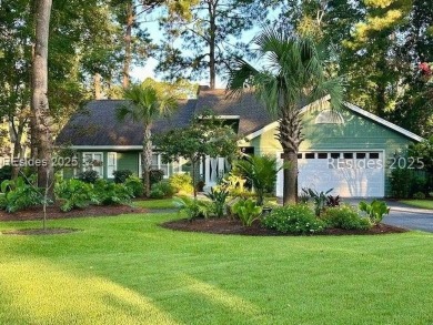 Impeccably updated 3-bedroom, 2-bath home overlooking the 13th on Rose Hill Golf Club in South Carolina - for sale on GolfHomes.com, golf home, golf lot