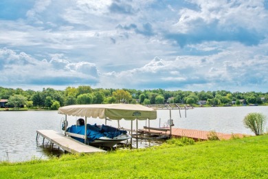 Lakefront Home with Best Park-like Setting in Oak Run! on Oak Run Golf Course in Illinois - for sale on GolfHomes.com, golf home, golf lot