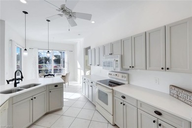 This very well maintained 3 bed, 2 bath single-family pool home on Hunters Ridge Country Club in Florida - for sale on GolfHomes.com, golf home, golf lot