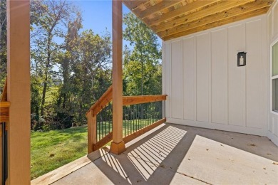 Great Family Home, 2 living areas. Upstairs and Downstairs on Big Sugar Golf Club in Arkansas - for sale on GolfHomes.com, golf home, golf lot