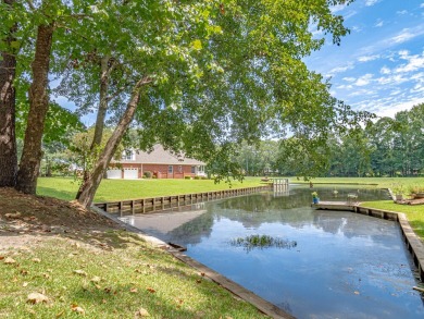 Custom built 5 bedroom, 4 bath home on over one acre in popular on The Links At Lakewood in South Carolina - for sale on GolfHomes.com, golf home, golf lot