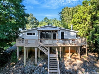 Waterfront Living in Tanglewood Shores! This 3 bedroom, 2 full on Tanglewood Shores Golf Club in Virginia - for sale on GolfHomes.com, golf home, golf lot