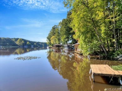 Waterfront Living in Tanglewood Shores! This 3 bedroom, 2 full on Tanglewood Shores Golf Club in Virginia - for sale on GolfHomes.com, golf home, golf lot
