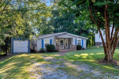 Waterfront Living in Tanglewood Shores! This 3 bedroom, 2 full on Tanglewood Shores Golf Club in Virginia - for sale on GolfHomes.com, golf home, golf lot