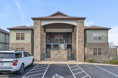Spacious 3-Bedroom Condo/home with Modern Comforts and Inviting on Ledgestone Country Club and Golf Course in Missouri - for sale on GolfHomes.com, golf home, golf lot