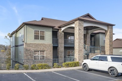 Spacious 3-Bedroom Condo/home with Modern Comforts and Inviting on Ledgestone Country Club and Golf Course in Missouri - for sale on GolfHomes.com, golf home, golf lot