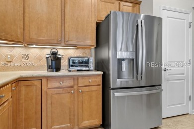 This beautifully maintained Copper Ridge Model offers the on Argent Lakes Golf Course in South Carolina - for sale on GolfHomes.com, golf home, golf lot