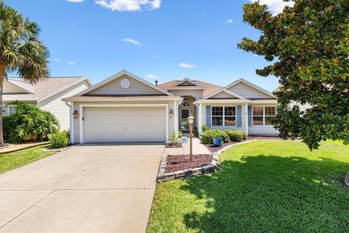 ROOF 2021 HWH 2022 BOND PAID! 4 miles to Sumter Landing!! on The Links of Spruce Creek in Florida - for sale on GolfHomes.com, golf home, golf lot