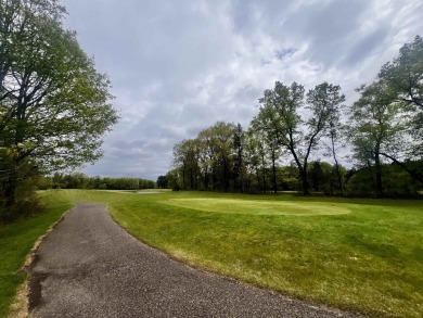 Build your dream home on this premium .50 acre lot, ideally on Lake Arrowhead Golf Course - The Lakes in Wisconsin - for sale on GolfHomes.com, golf home, golf lot