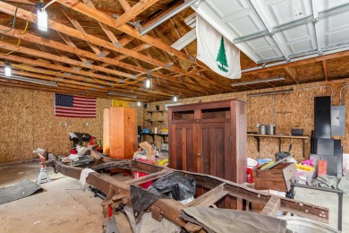 Ranch home on over 3 acres in Big Walnut Schools backing to on Rattlesnake Ridge Golf Club in Ohio - for sale on GolfHomes.com, golf home, golf lot