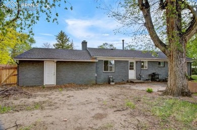 Nice four bedroom, two bath ranch style house in the old North on Patty Jewett Golf Course in Colorado - for sale on GolfHomes.com, golf home, golf lot