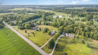 Ranch home on over 3 acres in Big Walnut Schools backing to on Rattlesnake Ridge Golf Club in Ohio - for sale on GolfHomes.com, golf home, golf lot
