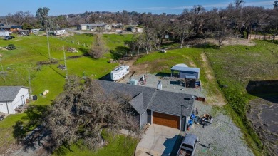 Just as charming as can be! Vaulted ceilings with an open floor on La Contenta Golf Course in California - for sale on GolfHomes.com, golf home, golf lot