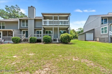 Welcome to this stunning 2-bedroom, 2.5-bathroom townhouse on Diamondhead Country Club in Mississippi - for sale on GolfHomes.com, golf home, golf lot