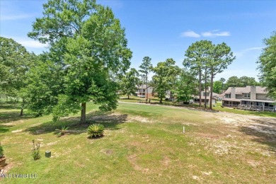 Welcome to this stunning 2-bedroom, 2.5-bathroom townhouse on Diamondhead Country Club in Mississippi - for sale on GolfHomes.com, golf home, golf lot