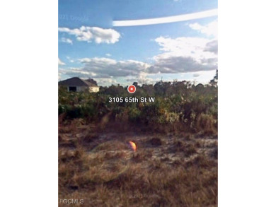 THIS COULD BE THE ONE You've Been Looking for! GREAT Location in on River Hall Country Club in Florida - for sale on GolfHomes.com, golf home, golf lot
