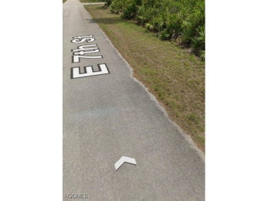 THIS COULD BE THE ONE You've Been Looking for! GREAT Location on Lehigh Resort Club in Florida - for sale on GolfHomes.com, golf home, golf lot