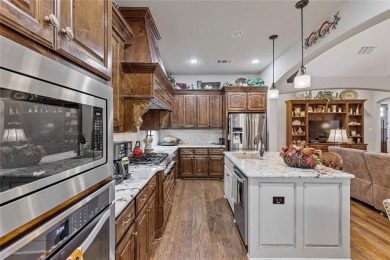 Incredibly UPGRADED, meticulously maintained 3 bedroom, 2.5 bath on The Lakes at Castle Hill Golf Club in Texas - for sale on GolfHomes.com, golf home, golf lot