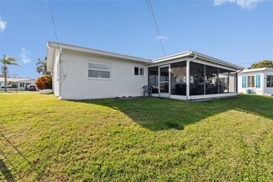 Under contract-accepting backup offers. Welcome to easy Florida on Mainlands Golf Club in Florida - for sale on GolfHomes.com, golf home, golf lot