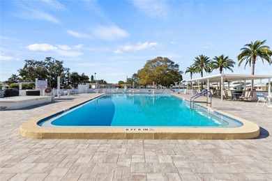 Under contract-accepting backup offers. Welcome to easy Florida on Mainlands Golf Club in Florida - for sale on GolfHomes.com, golf home, golf lot