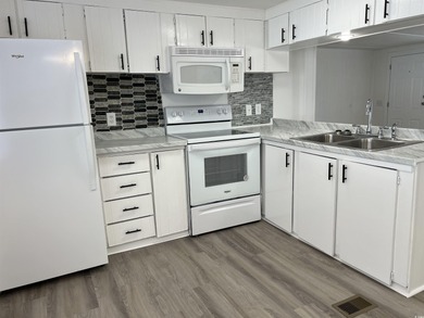 Beautiful Remodeled 3/Bed -2/Bath home on a Large Corner Lot on Prestwick Country Club in South Carolina - for sale on GolfHomes.com, golf home, golf lot