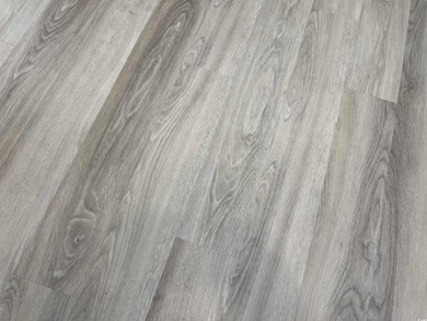 Beautiful Remodeled 3/Bed -2/Bath home on a Large Corner Lot on Prestwick Country Club in South Carolina - for sale on GolfHomes.com, golf home, golf lot