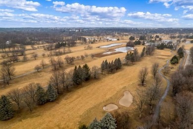 Spacious 4-bedroom home with 2 full and 2 half baths nestled on on  in Illinois - for sale on GolfHomes.com, golf home, golf lot