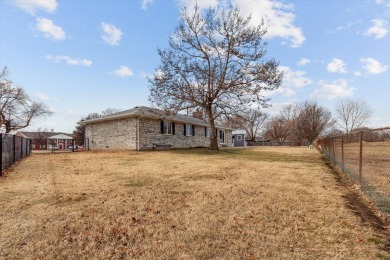 This great property offers a perfect blend of comfort and on Augusta Country Club in Kansas - for sale on GolfHomes.com, golf home, golf lot