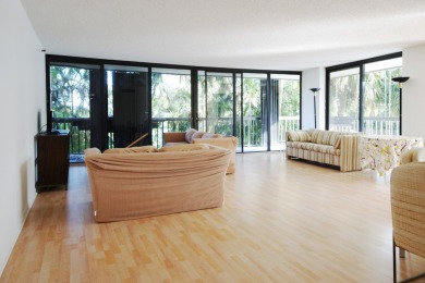 Recently adjusted-reflecting a thoughtful price change. Spacious on The President Country Club in Florida - for sale on GolfHomes.com, golf home, golf lot