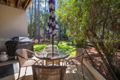 Fully furnished, beautifully finished, and positioned in one of on Harbour Town Golf Links in South Carolina - for sale on GolfHomes.com, golf home, golf lot