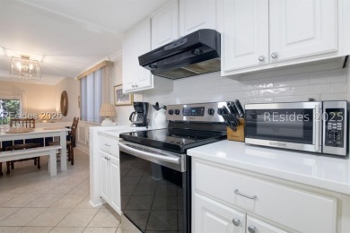 Fully furnished, beautifully finished, and positioned in one of on Harbour Town Golf Links in South Carolina - for sale on GolfHomes.com, golf home, golf lot