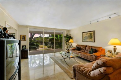 Beautifully maintained 3 bed 2 bath corner unit condo in on Oaks Country Club in Florida - for sale on GolfHomes.com, golf home, golf lot