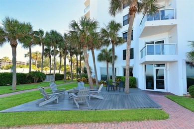 Coastal Elegance at Privateer South, Longboat Key!
Set directly on Links on Longboat Golf Club in Florida - for sale on GolfHomes.com, golf home, golf lot