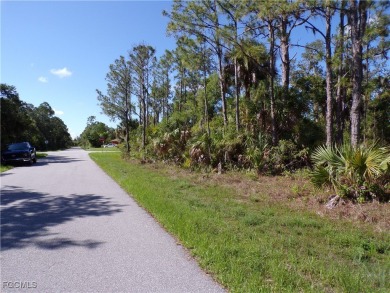 This lot is on a quiet street that would be a great place to on Sabal Trace Golf and Country Club in Florida - for sale on GolfHomes.com, golf home, golf lot