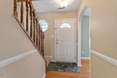 Charming 3BR/2.5BA townhome in an unbeatable Raleigh location! on Hedingham Golf and Athletic Club in North Carolina - for sale on GolfHomes.com, golf home, golf lot