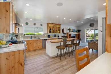 Gorgeous custom built home in the Proctor School area with large on Willow Park Golf Course in California - for sale on GolfHomes.com, golf home, golf lot