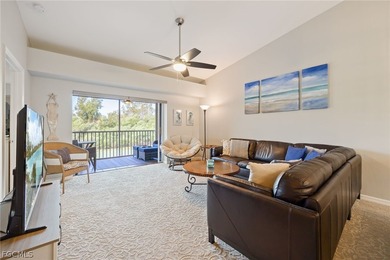 Beautifully maintained, Turnkey 2BR/2B, 2nd floor residence in on Olde Hickory Golf and Country Club in Florida - for sale on GolfHomes.com, golf home, golf lot