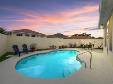 MOVE RIGHT INTO THIS COURTYARD VILLA POOL HOME in the Villas of on El Diablo Executive Golf Course in Florida - for sale on GolfHomes.com, golf home, golf lot