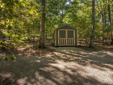 Escape to your own lakeside paradise at this super cute chalet on Innsbrook Resort Golf Course in Missouri - for sale on GolfHomes.com, golf home, golf lot