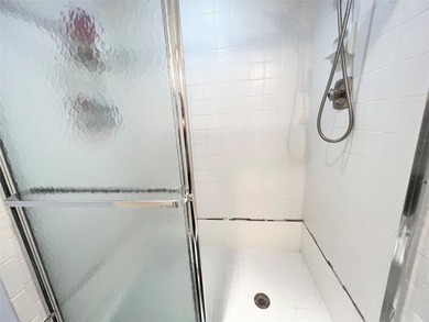 HURRY! Don't miss this amazing price in the desirable Wynmoor on Wynmoor Golf Course in Florida - for sale on GolfHomes.com, golf home, golf lot