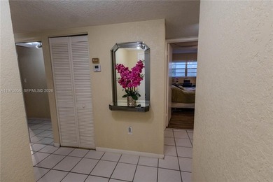 Corner condo located in the heart of Plantation. This spacious on  in Florida - for sale on GolfHomes.com, golf home, golf lot