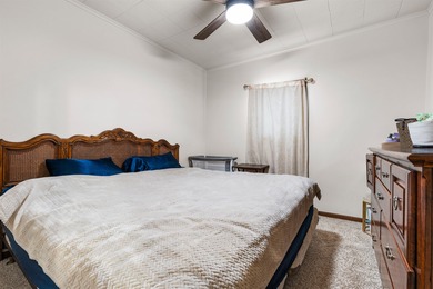 Freshly remodeled 2 bed, 1 bath home blends modern comfort with on Ingersoll Golf Course and Learning Links in Illinois - for sale on GolfHomes.com, golf home, golf lot