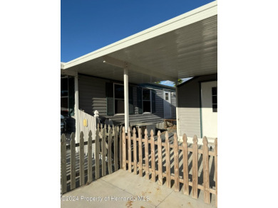NO LOT RENT, a deeded lot a 1991 Mobile 1 Bedroom 1 Bath, EXTRA on Glen Lakes Country Club in Florida - for sale on GolfHomes.com, golf home, golf lot