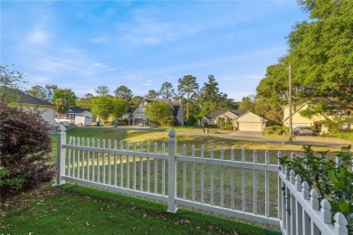 Welcome to easy living in this spacious 2-bedroom, 2-bathroom on Turkey Creek Golf and Country Club in Florida - for sale on GolfHomes.com, golf home, golf lot
